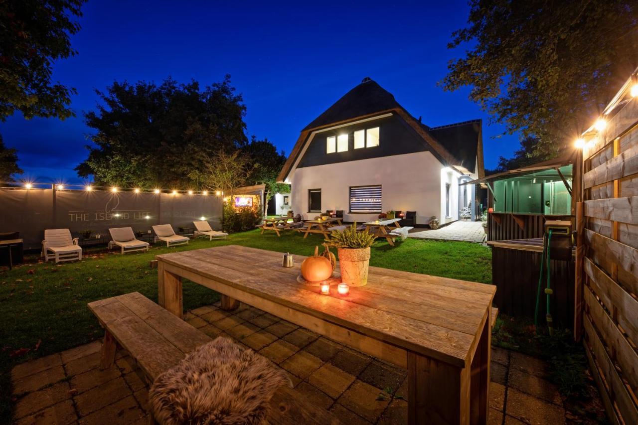 Bed and Breakfast The Island Life Texel - Wellness De Koog  Exterior foto