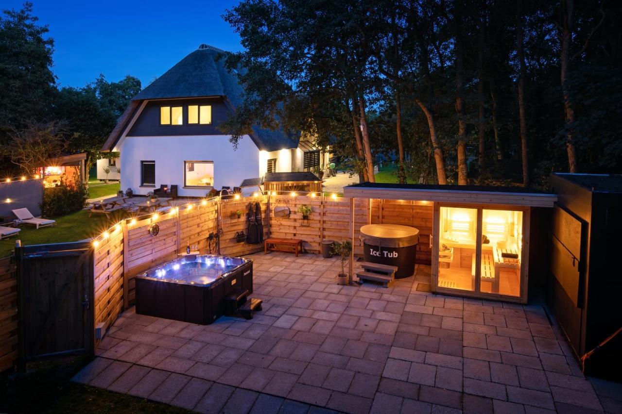Bed and Breakfast The Island Life Texel - Wellness De Koog  Exterior foto